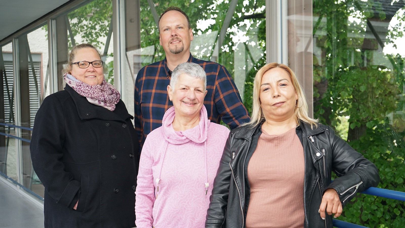 Kommunales Integrationszentrum und Runder Tisch der Religionen Höxter laden ein – Tagesfahrt zur Pfingstkirche nach Paderborn 