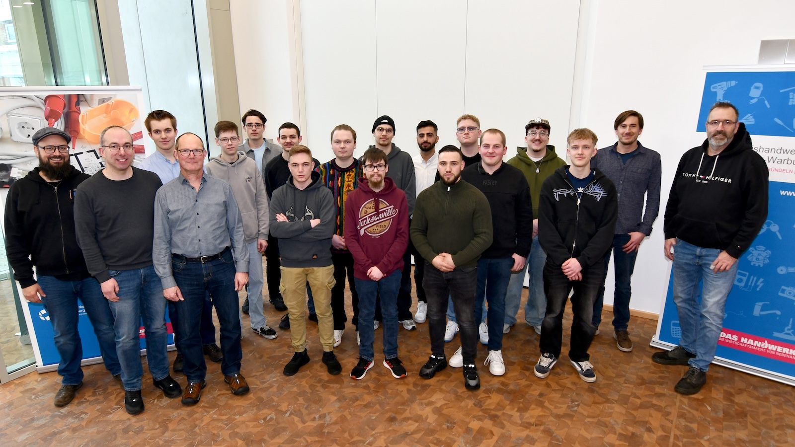 Feierstunde in Brakel: Neue Gesellen im Elektrohandwerk ausgezeichnet